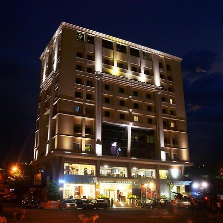 De Sovrani Hotel Calcutta Eksteriør billede
