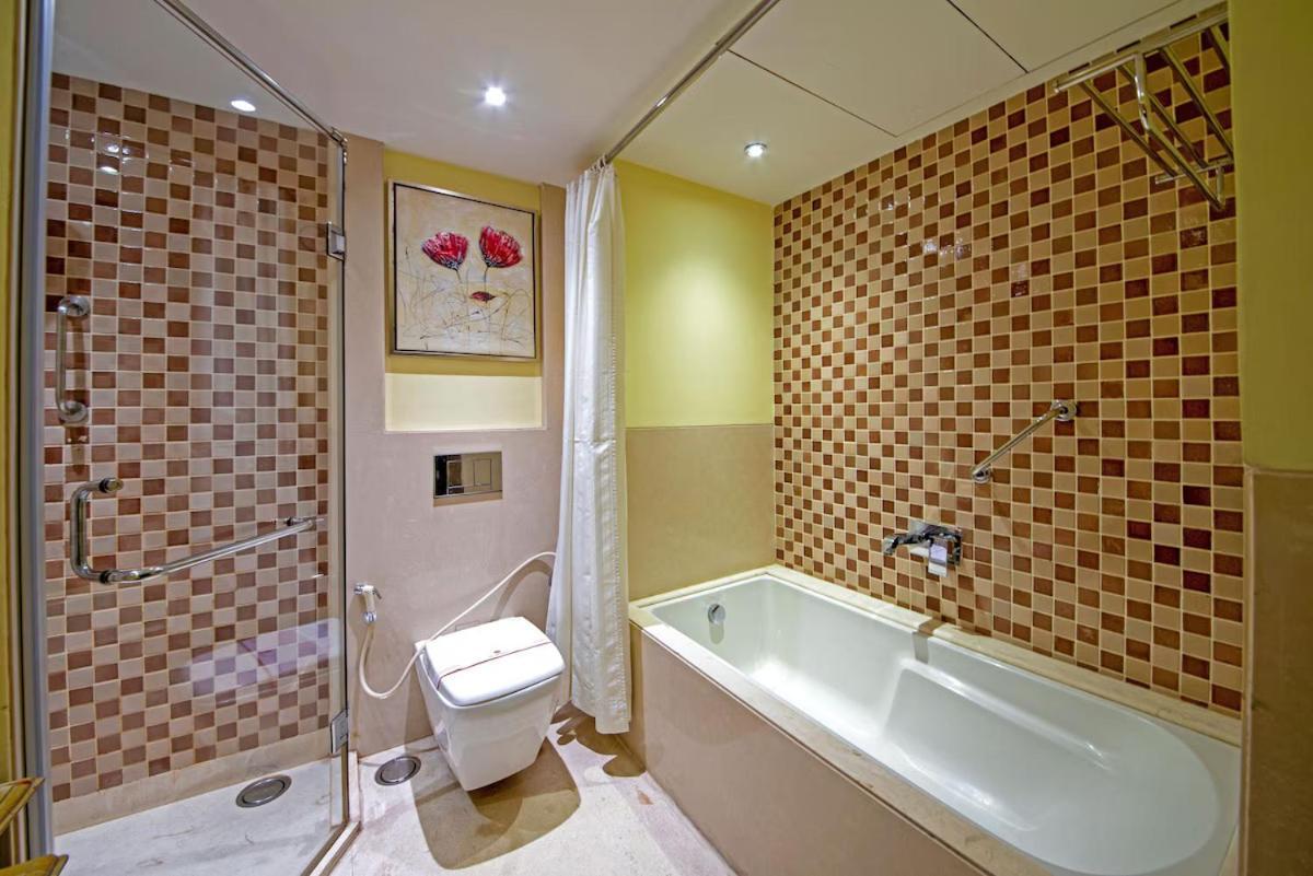 De Sovrani Hotel Calcutta Eksteriør billede