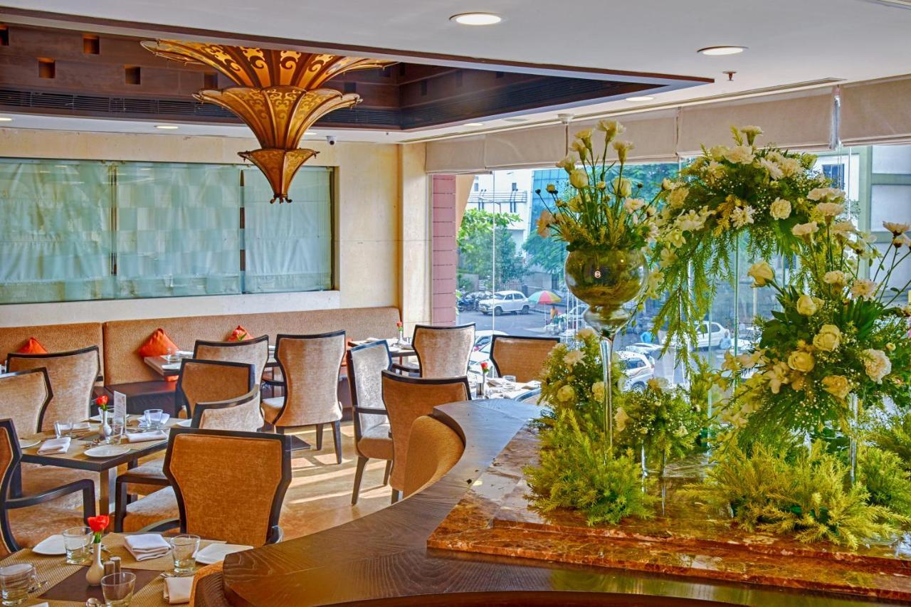 De Sovrani Hotel Calcutta Eksteriør billede